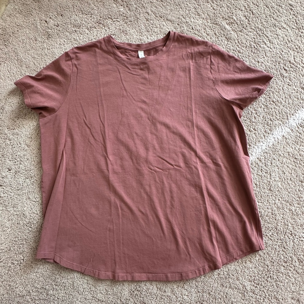 Women's Lululemon Love t-shirt